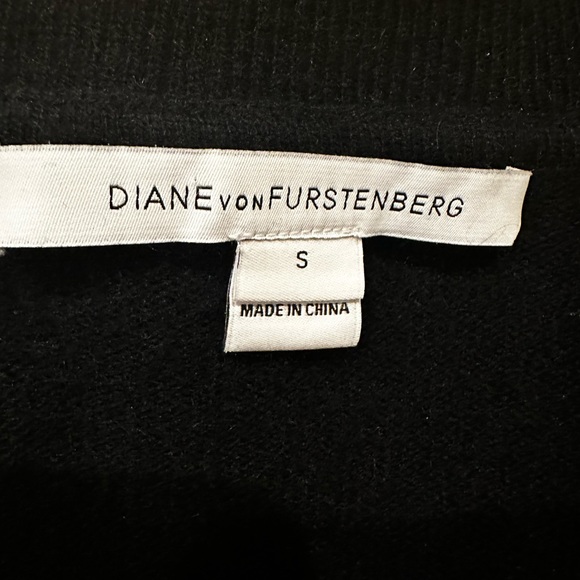 Beautiful women’s black sweater in excellent condition. Size small. - Picture 2 of 2